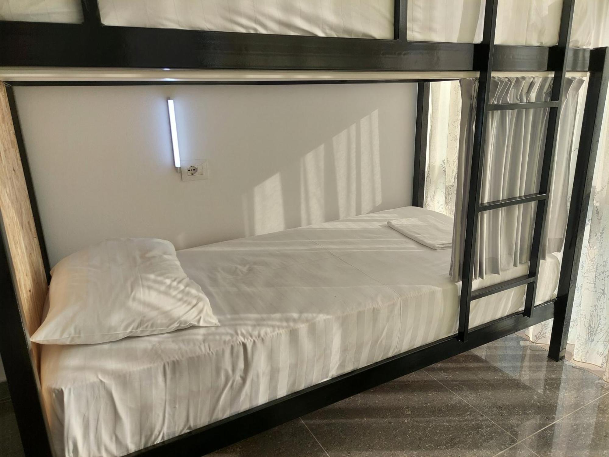 Saranda Boutique Hostel Eksteriør billede